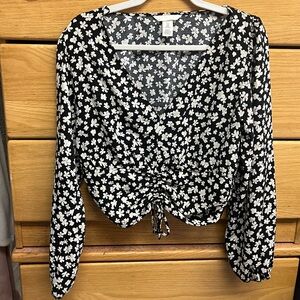 Floral long-sleeve blouse